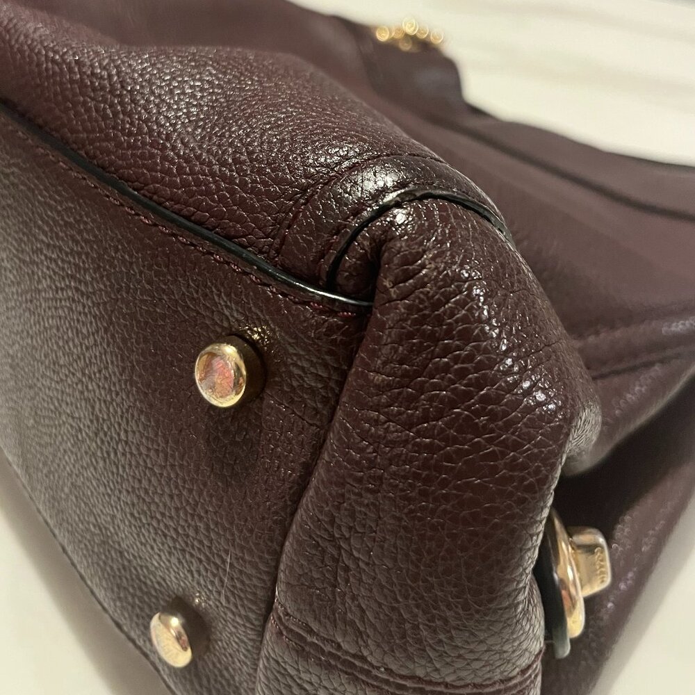 Coach Turnlock Edie Shoulder Bag 36855 Oxblood Pebbled Leather Chain Carryall - Picture 11 of 13